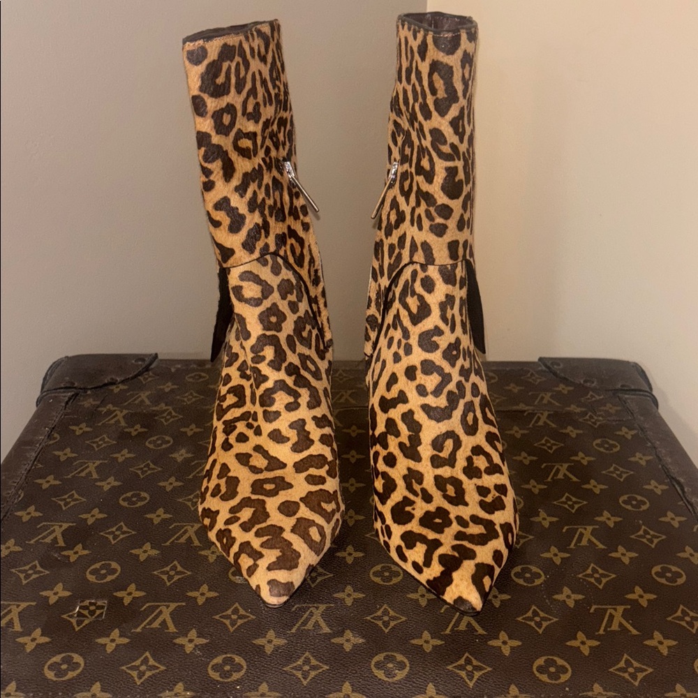 Leopard print pony hair kitten  Heel Boots